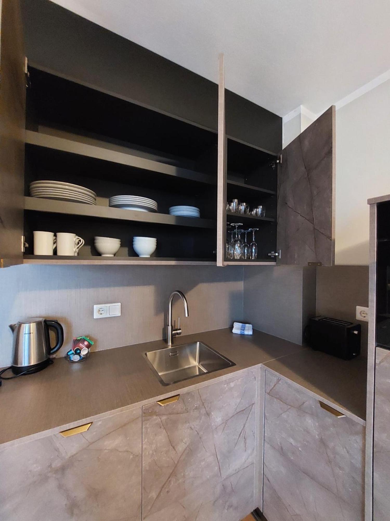Komfort Appartements Serviced By Auhof カプルーン エクステリア 写真