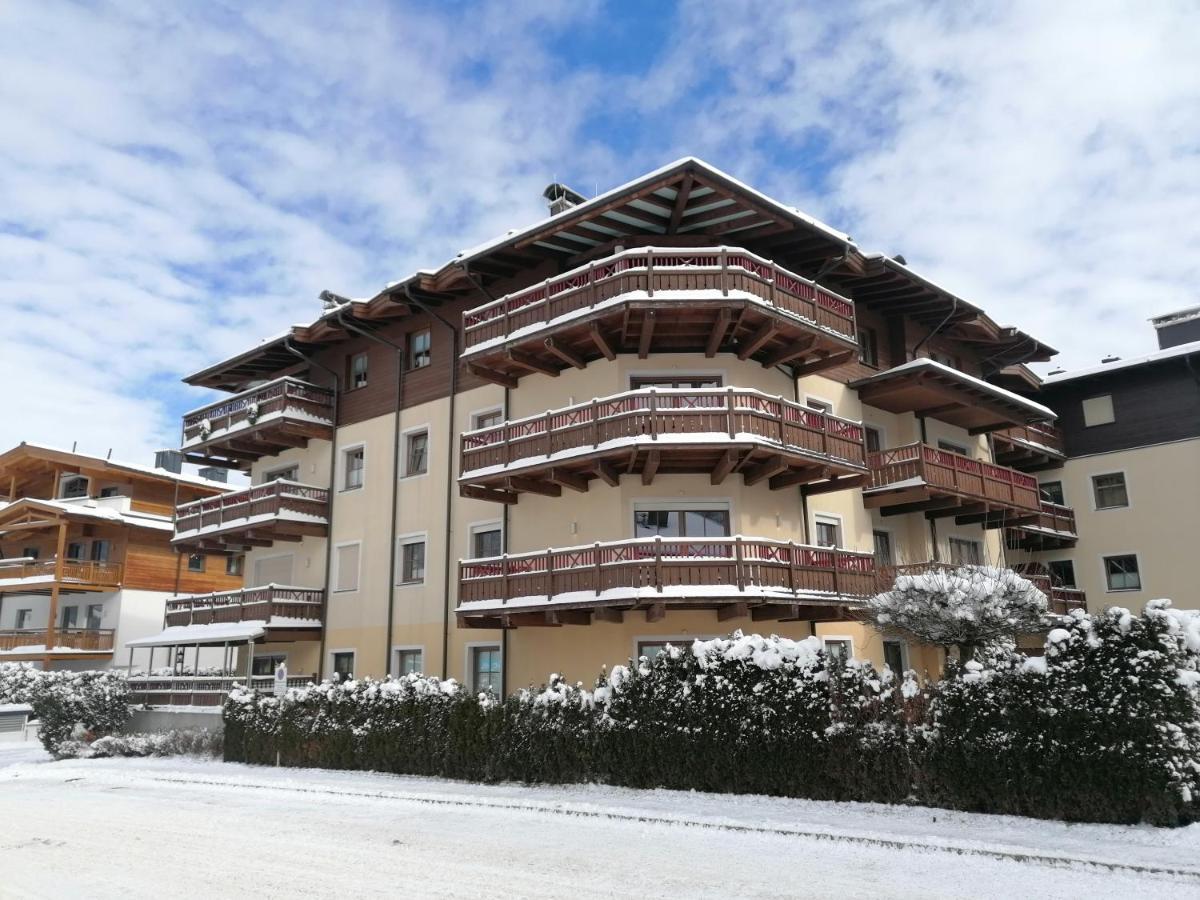 Komfort Appartements Serviced By Auhof カプルーン エクステリア 写真