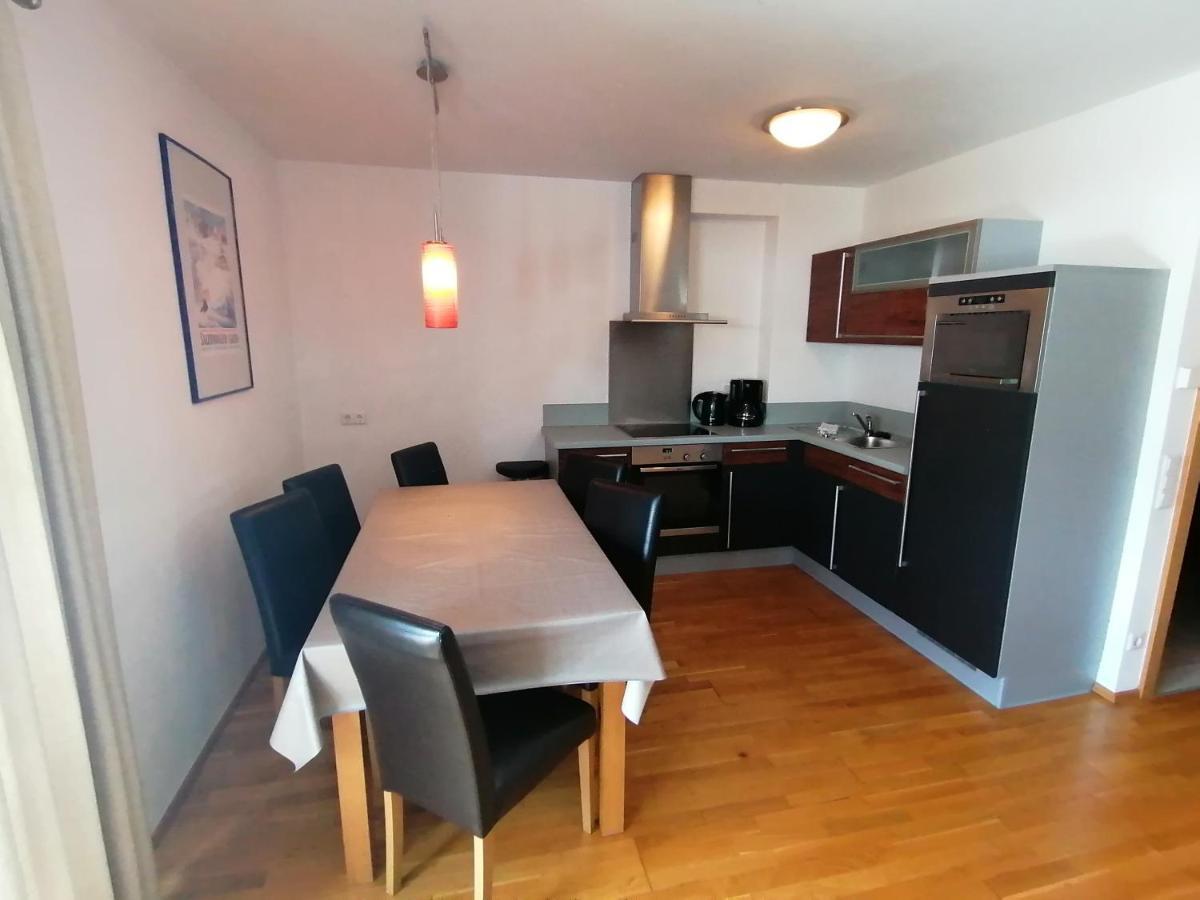 Komfort Appartements Serviced By Auhof カプルーン エクステリア 写真